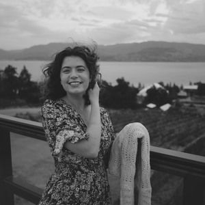 Meet your Posher, Jade